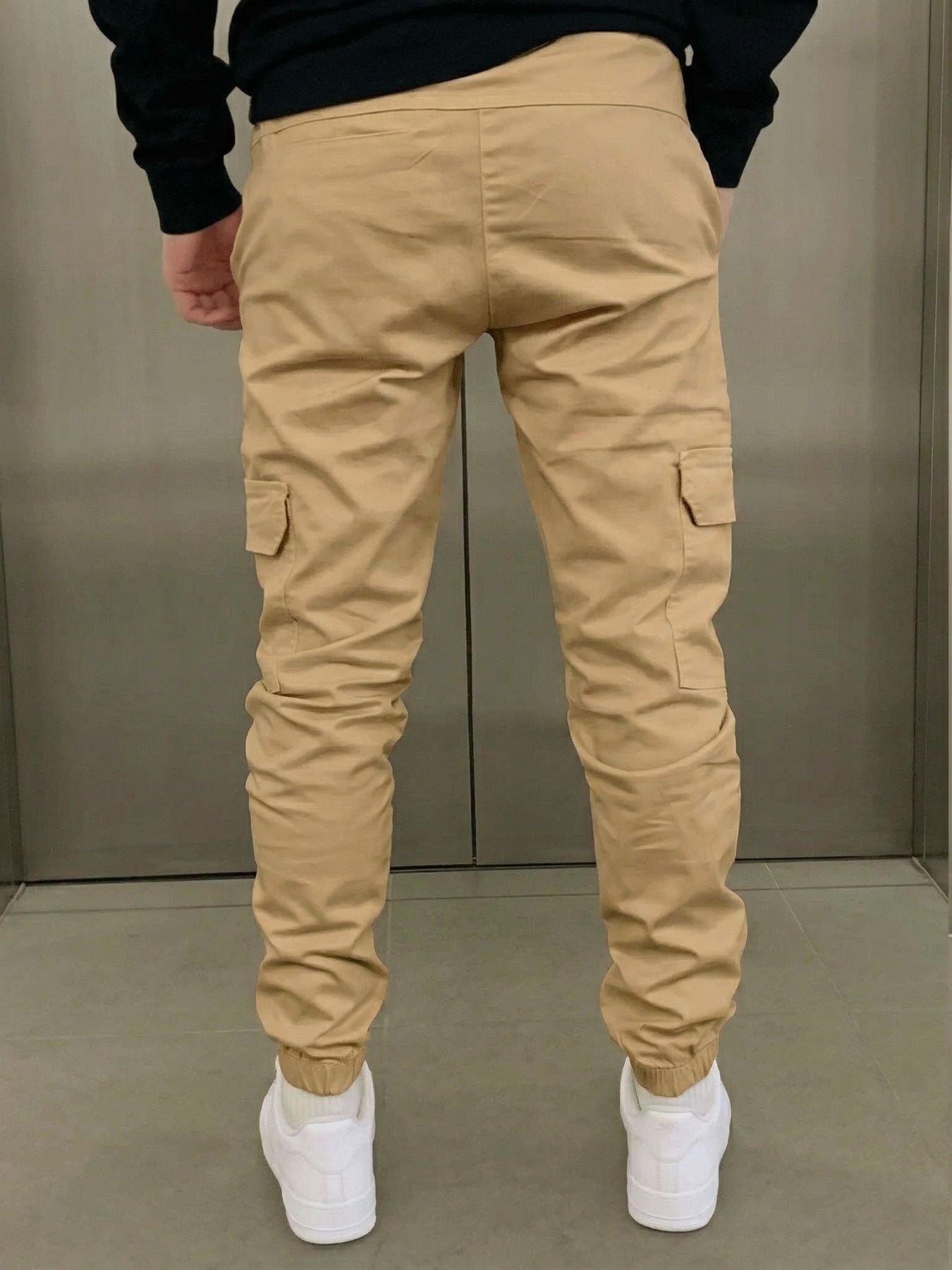 Adjustable Waist Multi Pocket Men’s Cargo Jogger Pants